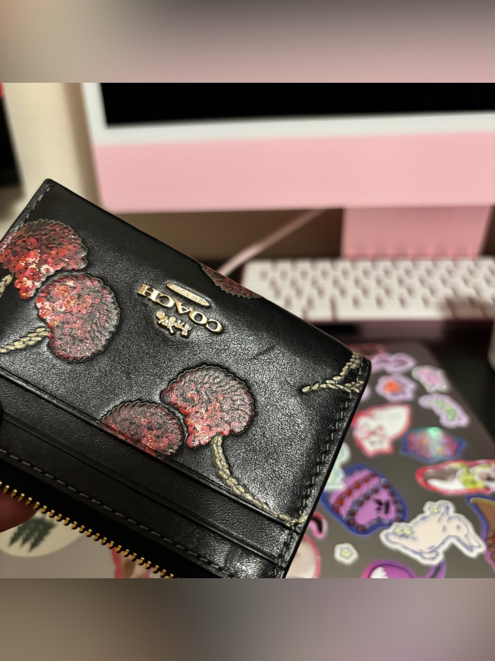 Coach Limited Edition Black Leather Cherry Card Case Wallet with Gold Key Ring - Picture 10 of 11